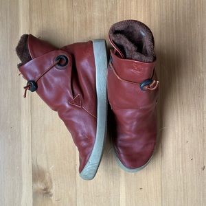Fly London Softinos red leather booties 37